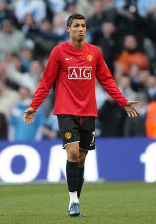 前米兰门将：圣地亚哥很难在意甲立足；球队真的很缺一名中锋