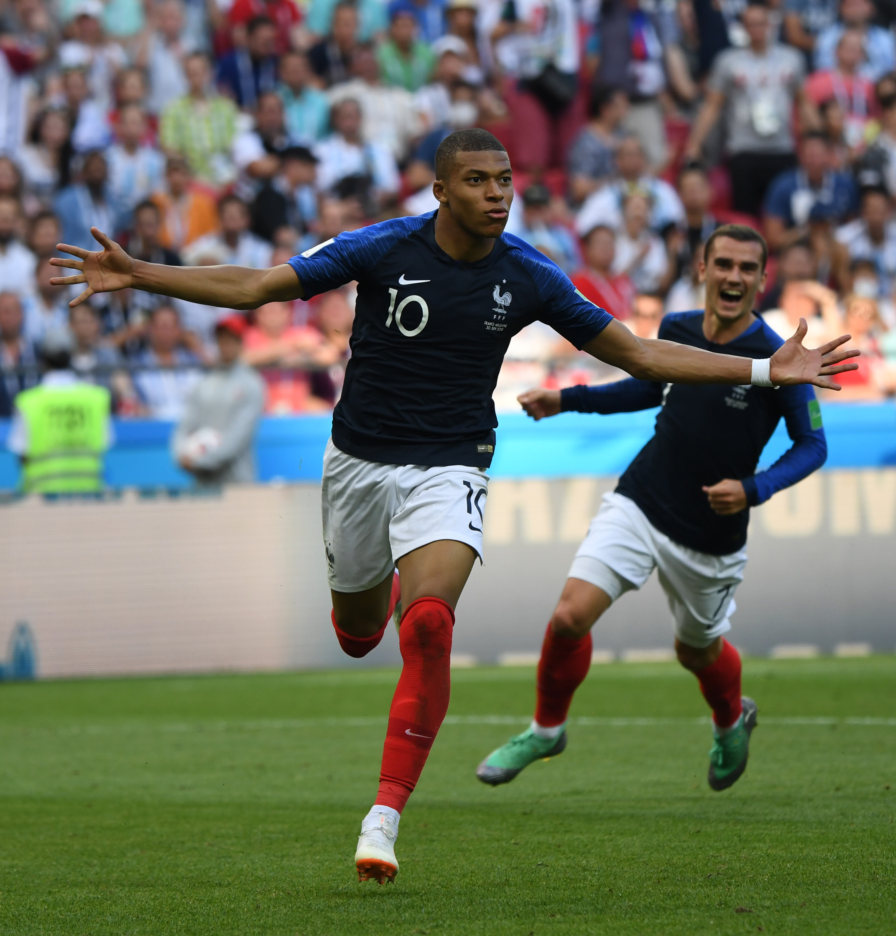 罗尔费斯：药厂解雇滕哈格不因为成绩，是因看不到成功的信念