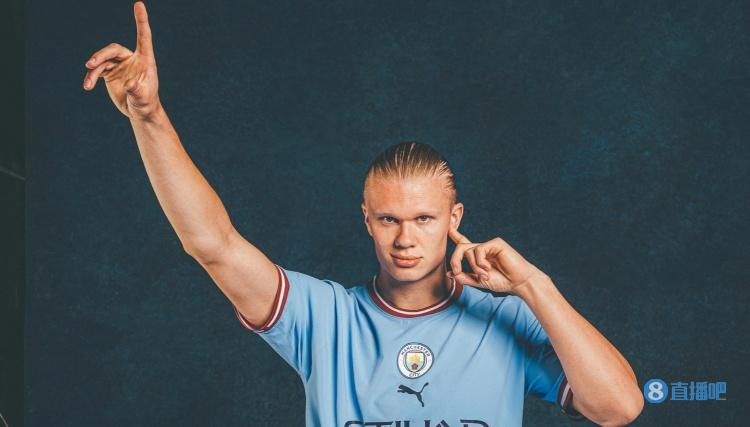 意甲媒体热议：米兰前锋希门尼斯未来扑朔迷离，媒体坚称他将离开而经纪人否认！