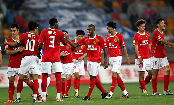 绿茵挥杆，心境随行——我的高尔夫初体验