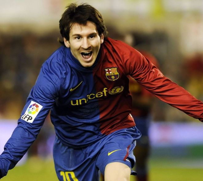 埃梅里谈英超争冠：我们没压力，只需全力备战并享受每场比赛（埃梅里：冲击英超冠军无压力，尽全力备战并享受每场比赛）